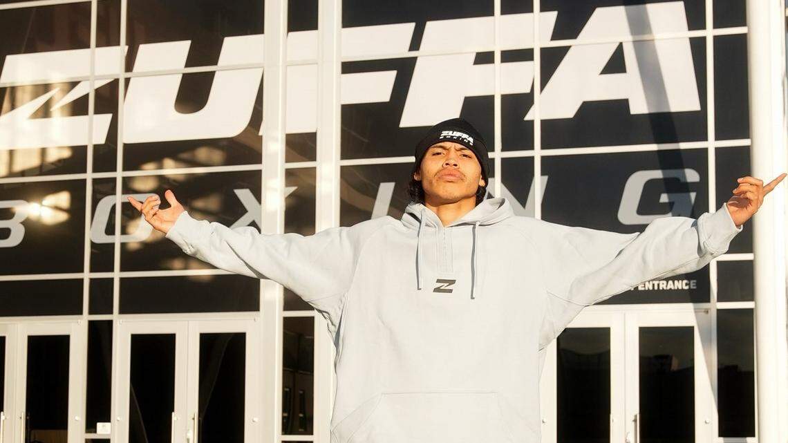 Aquí el que gana, avanza. Peleador mexicano apuesta por Zuffa Boxing en su debut