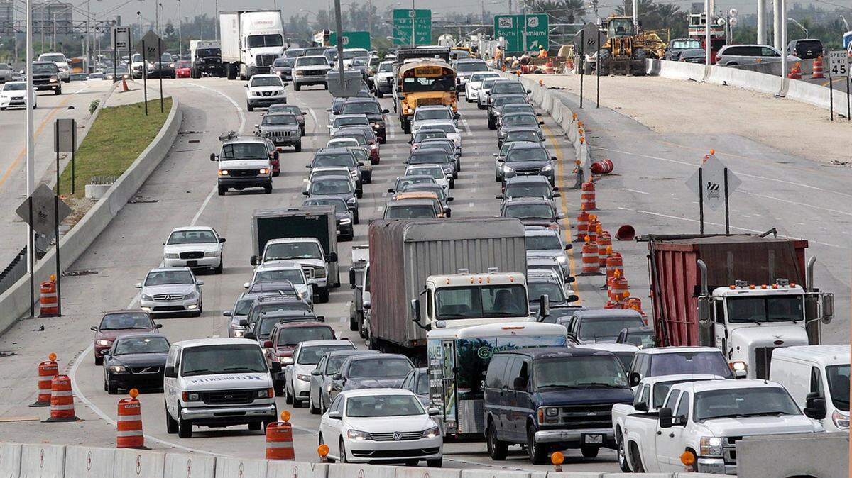 Business as usual on the road in Miami.