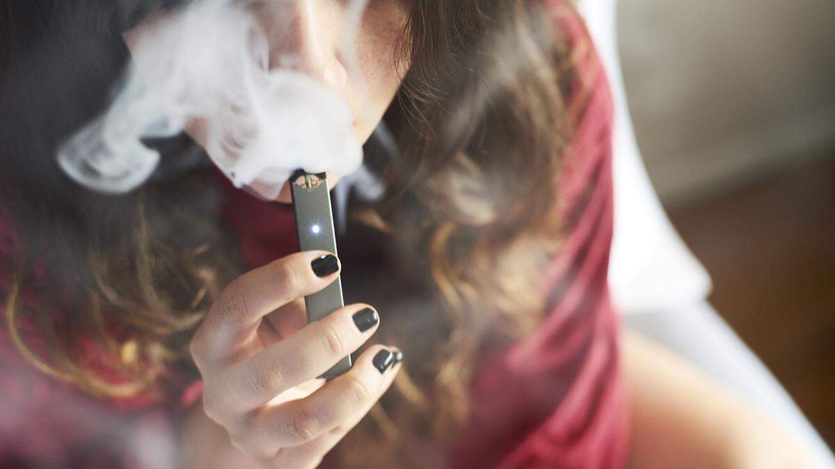El uso recreativo de la marihuana para los niños es ilegal en todos los estados. En California ese uso fue legalizado para los adultos mayores de 21 años con el inicio de 2018.