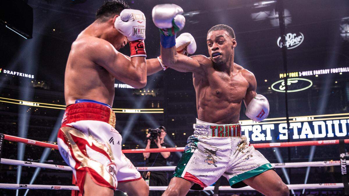 Errol Spence Jr. prometió una masacre contra Mikey García, quien no pudo vencer al campeón establecido.