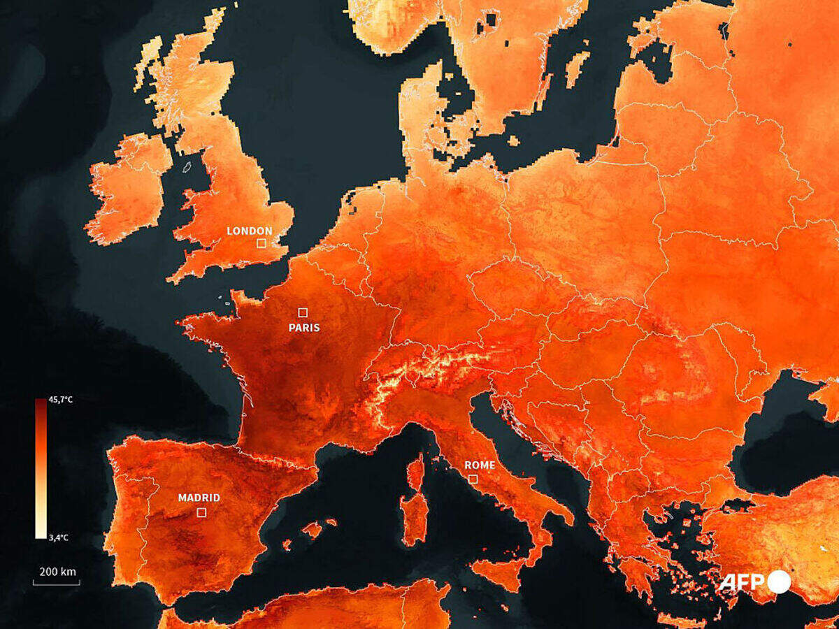Una imagen creada el 24 de junio de 2026, que combina datos de EDO, la NASA, JAXA, GEBCO y OSM, muestra un mapa de Europa mientras una ola de calor azota el continente, superando algunas proyecciones científicas.