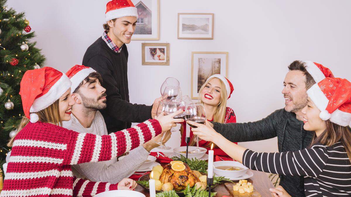 Durante las festividades navideñas nos excedemos en el consumo diario de calorías añadiendo kilos extra a nuestro peso corporal. 