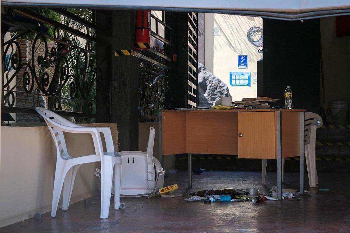 Se observa el interior de la clínica de rehabilitación para drogadictos tras un ataque armado que dejó nueve muertos y cinco heridos, según informó el gobierno local de Culiacán, en el estado de Sinaloa, México, el 7 de abril de 2025.