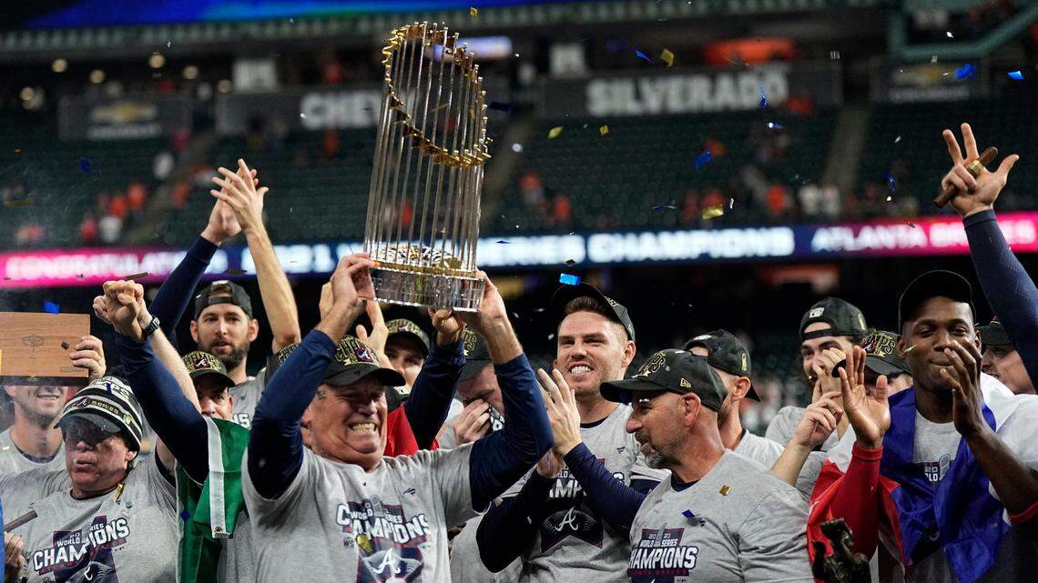 Want to take a picture with the World Series trophy? Two more Middle Georgia stops added