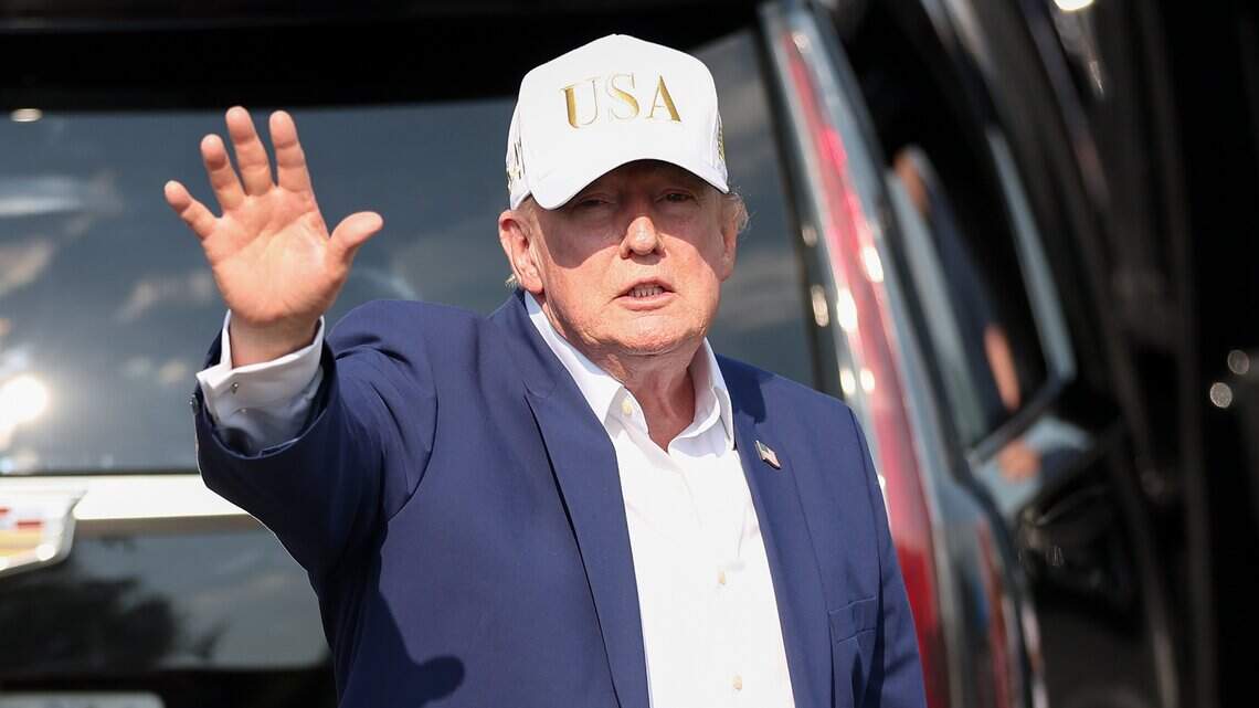 Cazas F-16 interceptan aviones cerca del club de golf donde estaba Trump