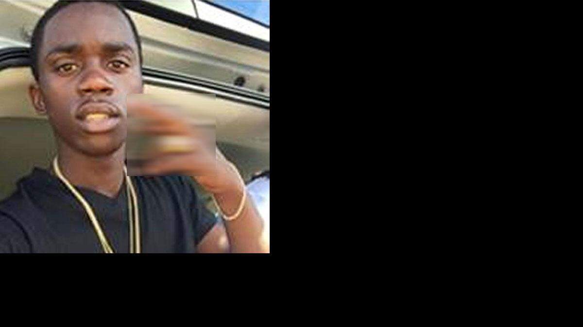 La policía de Broward dio a conocer una fotografía del sospechoso, lo detuvo poco después.