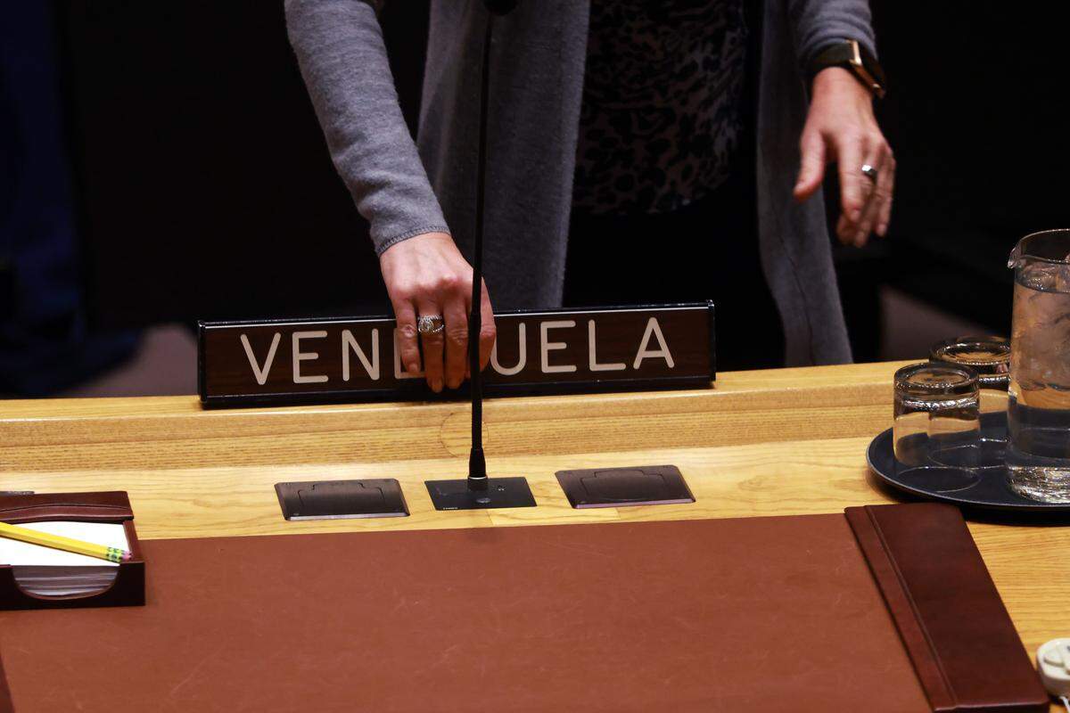 NEW YORK, NEW YORK - JANUARY 05: Preparations are made for a Security Council meeting at the United Nations (UN) concerning the situation in Venezuela on January 05, 2026 in New York City. The Trump administration captured the President of Venezuela NicolÃ(degrees)s Maduro and first lady Cilia Flores in a military operation over the weekend in Caracas, bringing them to New York to stand trial on federal charges relating to narco-terrorism. (Photo by Spencer Platt/Getty Images)