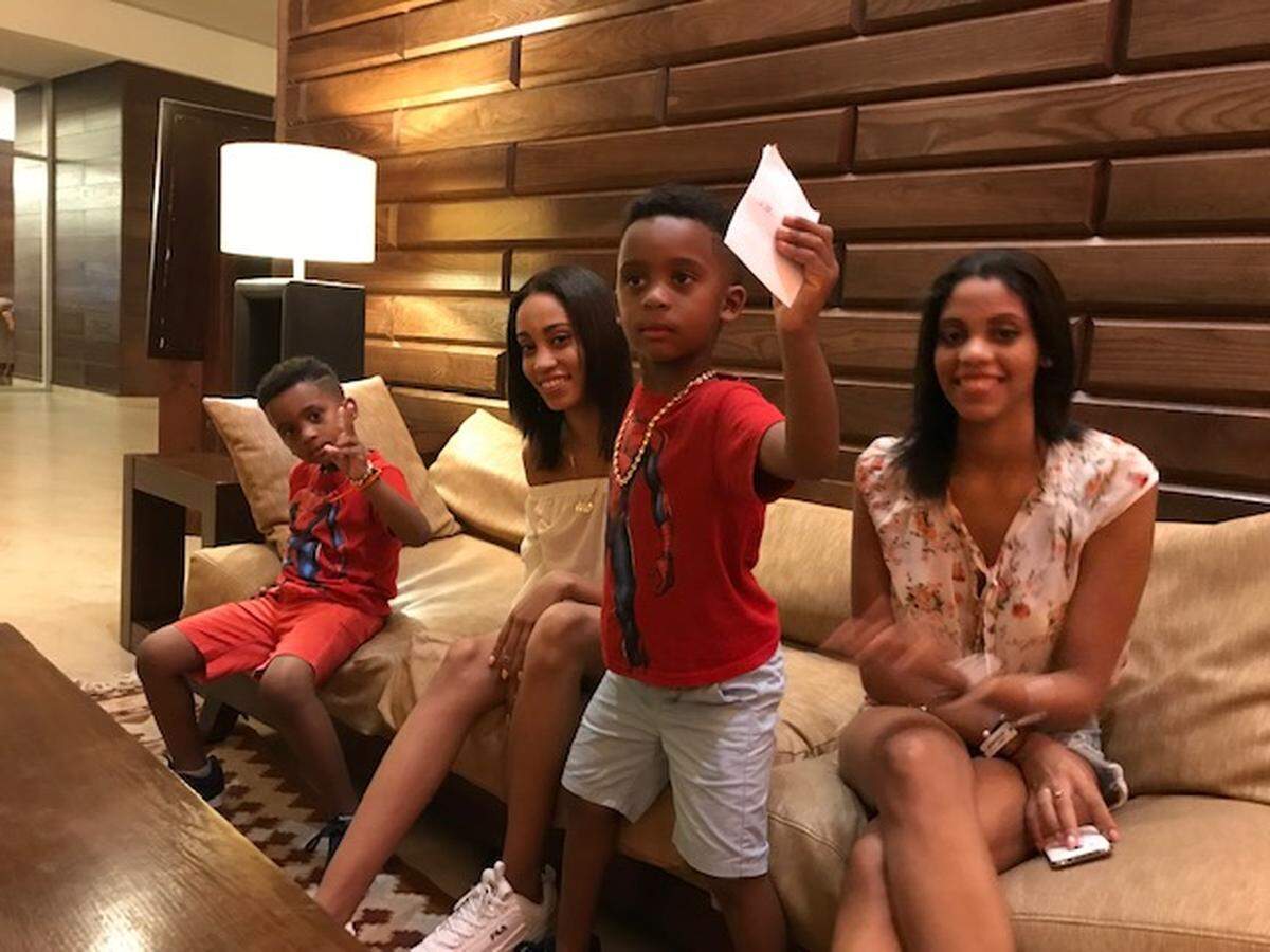 Los hijos de Boncó: Onyx, Naomi , Onassis y Nathalie.