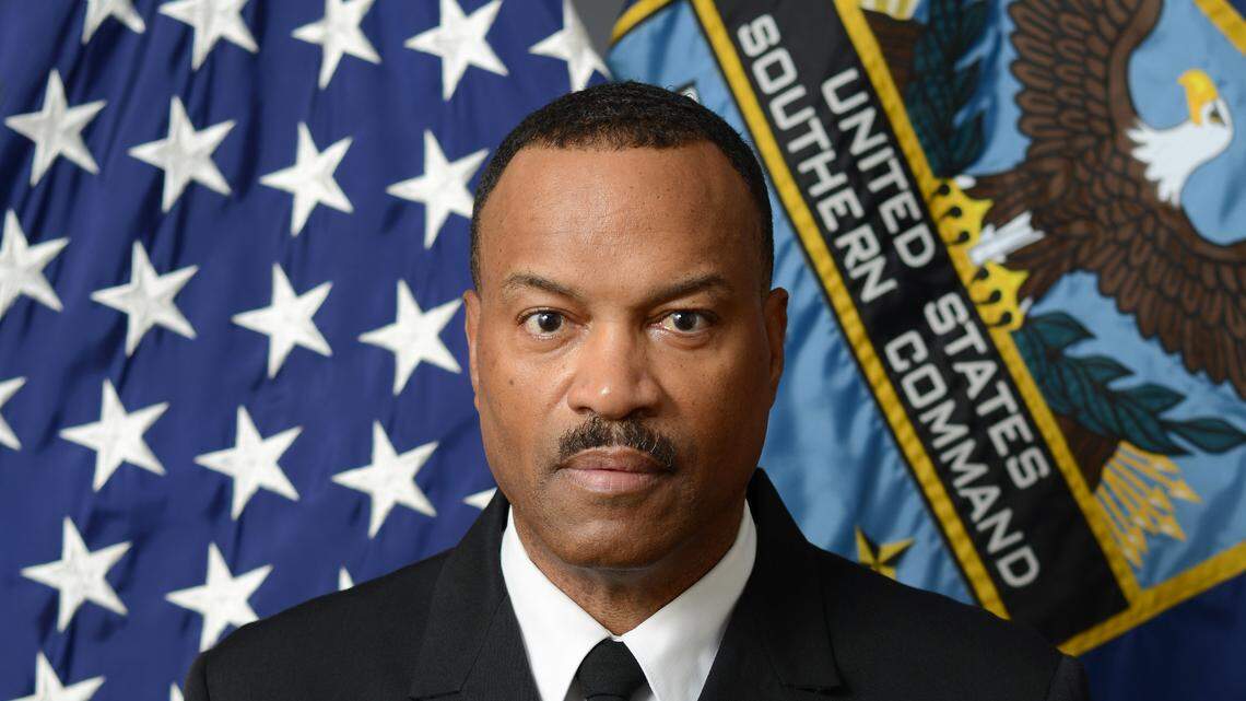 Almirante a cargo de las fuerzas estadounidenses en el Caribe entregará el mando