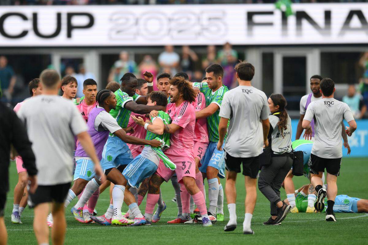 Al terminar la final de la Leagues Cup el domingo se produjo una pequeña tángana entre los jugadores del Inter Miami y el Seattle Sounders sin mayores consecuencias.
