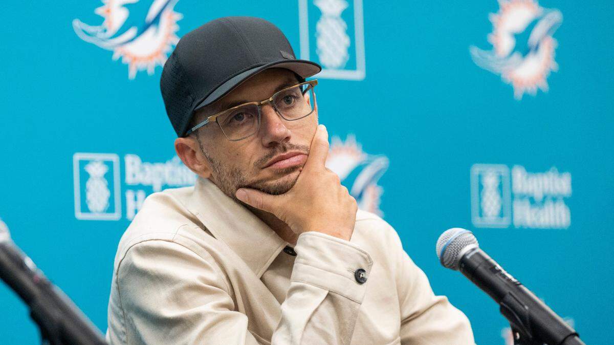 La brillante campaña de los Panthers, que se encuentran en la final de la Stanley Cup en la NHL, pone enorme presión sobre los Dolphins y el estratega del escuadrón de Miami, Mike McDaniel, toma precauciones para que nada de esto afecte a los suyos.