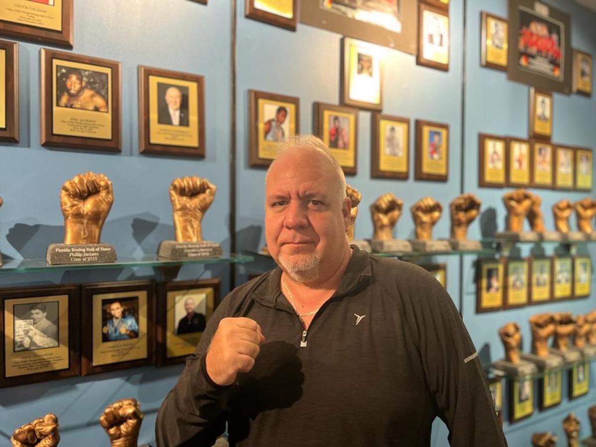 En su palmarés como reportero de El Nuevo Herald destacan la trilogría de Deontay Wilder y Tyson Fury y veladas de gran calado en Las Vegas y Nueva York, entre otras ciudades.