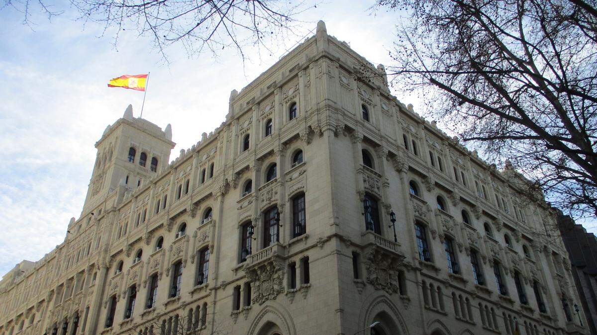 El edificio del Museo Naval en el Paseo del Prado de Madrid.