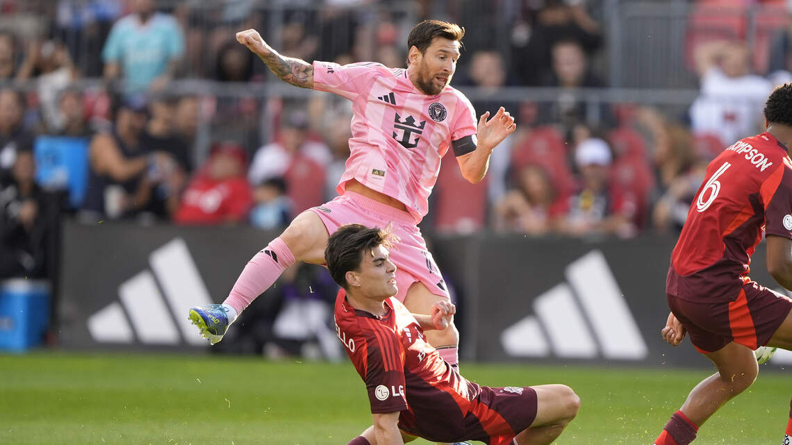 Lionel Messi choca contra un gran muro y el Inter Miami se deja dos puntos en Toronto