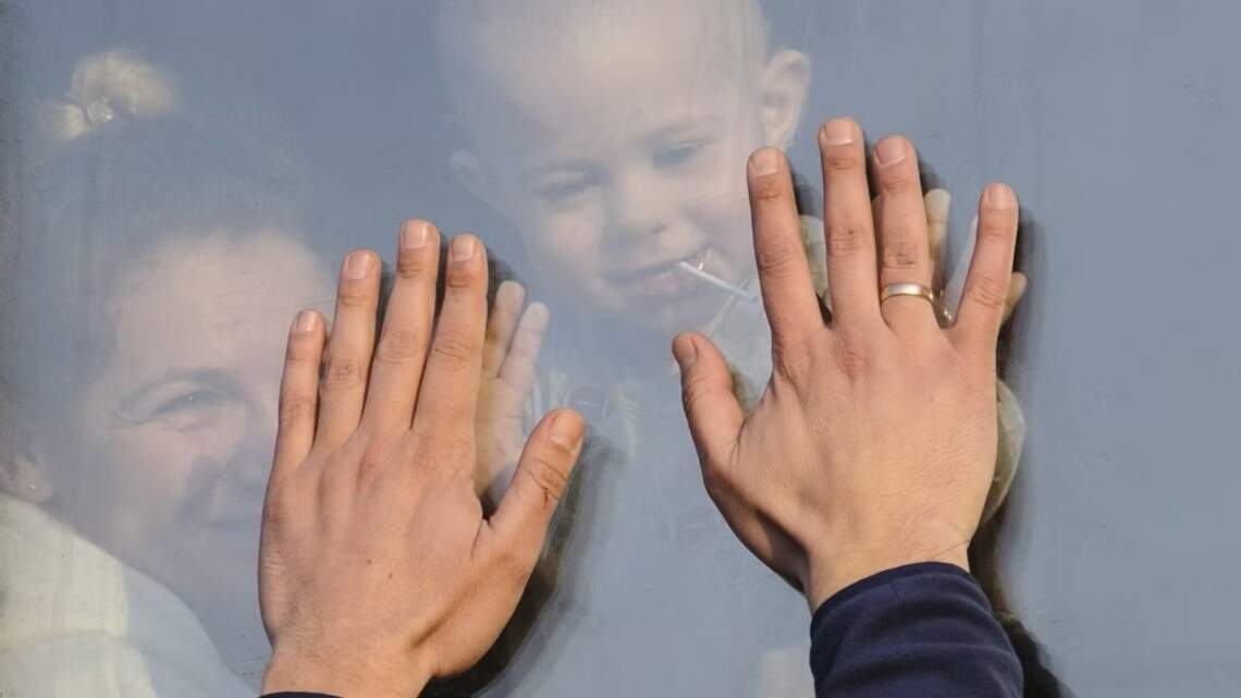 La guerra ha separado a muchas familias ucranianas y reunificarlas no es fácil