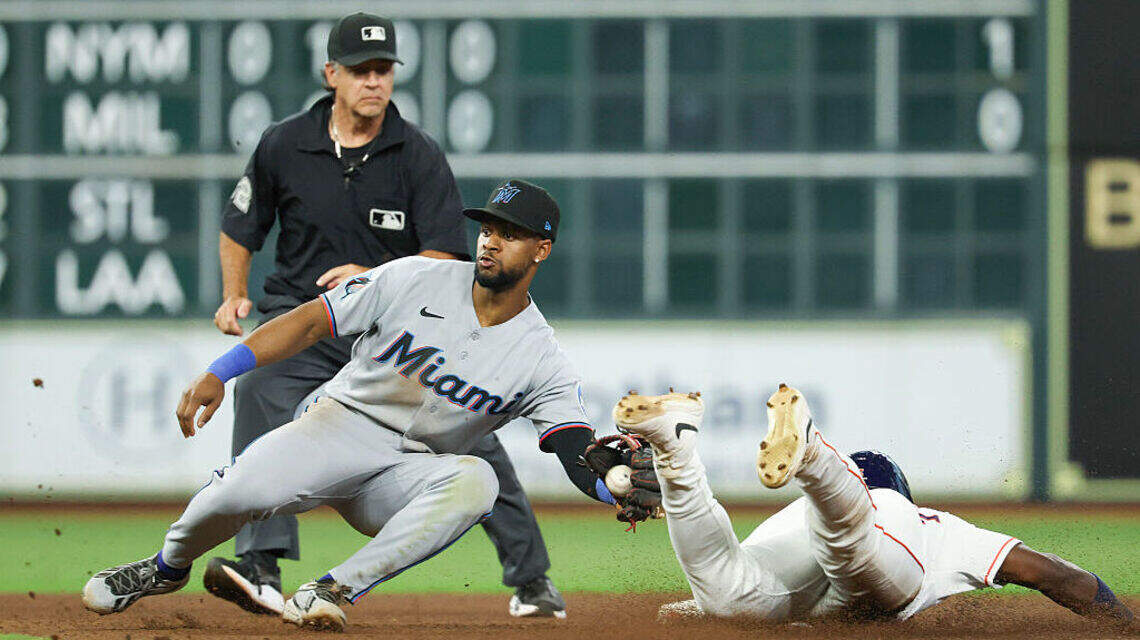 Su mejor pelotero regresa y realizan un triple play, pero los Marlins no levantan la cabeza en Houston