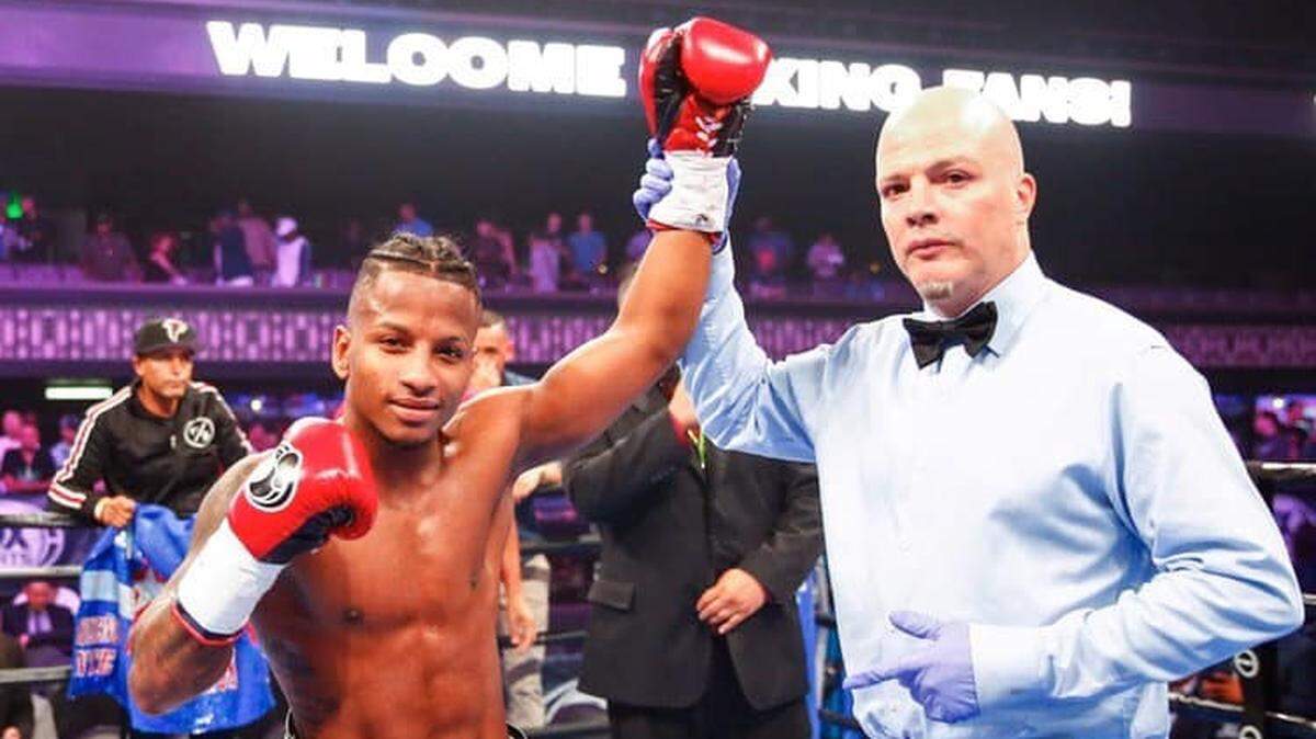 Joahnys Argilagos (8-0, 4 KO), ganador de la medalla de bronce en los Juegos Olímpicos del 2016 y dos veces ganador de la medalla de oro en el Campeonato Mundial, se enfrentará a Michell Banquez (19-1 , 13 KO) de Venezuela.