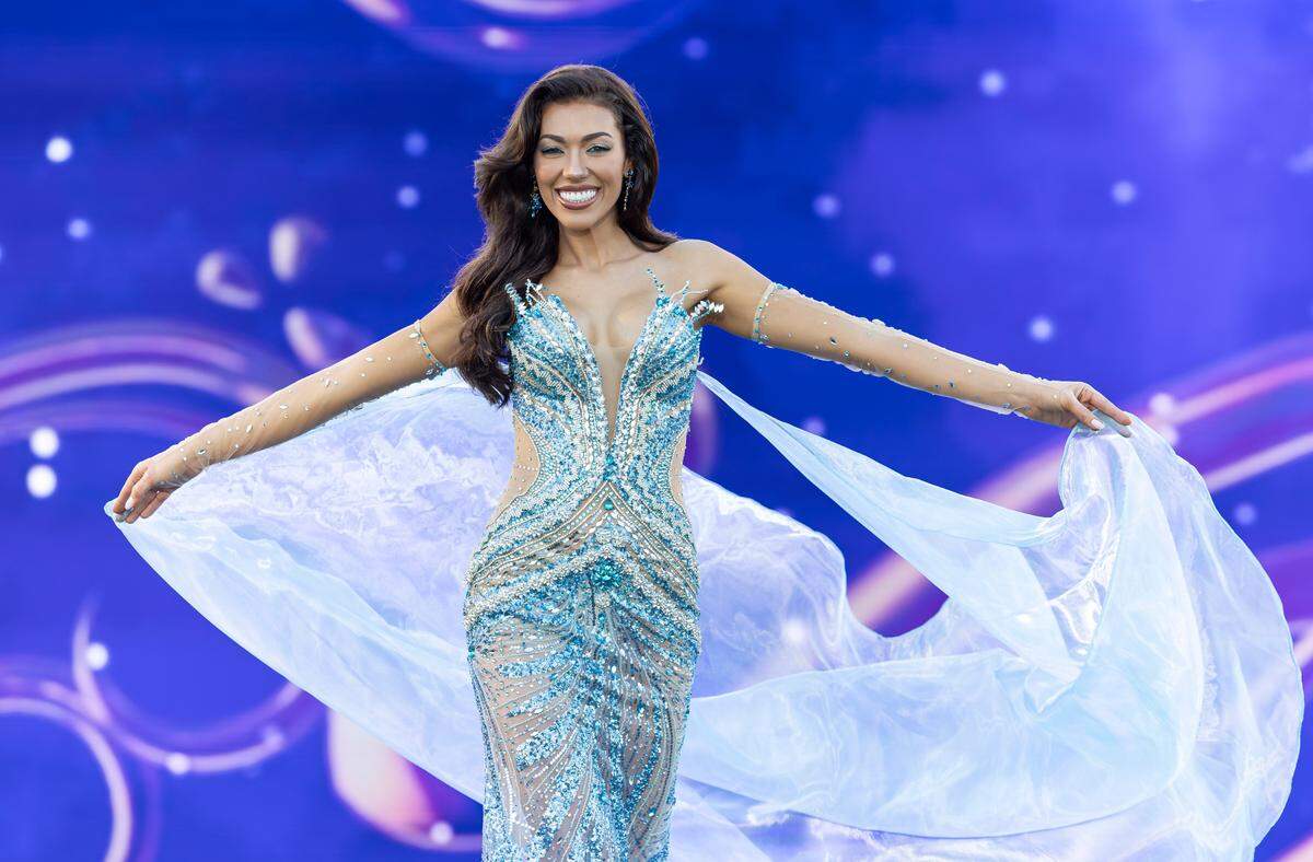 Vanessa Villareal, representing Región Oriente, walks the stage as she competes in the Miss Universe Cuba 2025 beauty pageant at Milander Park on Tuesday, July 8, 2025, in Hialeah, Fla.