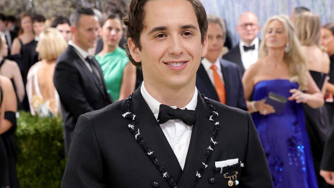 The scoop behind Marcello Hernandez’s ‘unique’ pin at Met Gala
