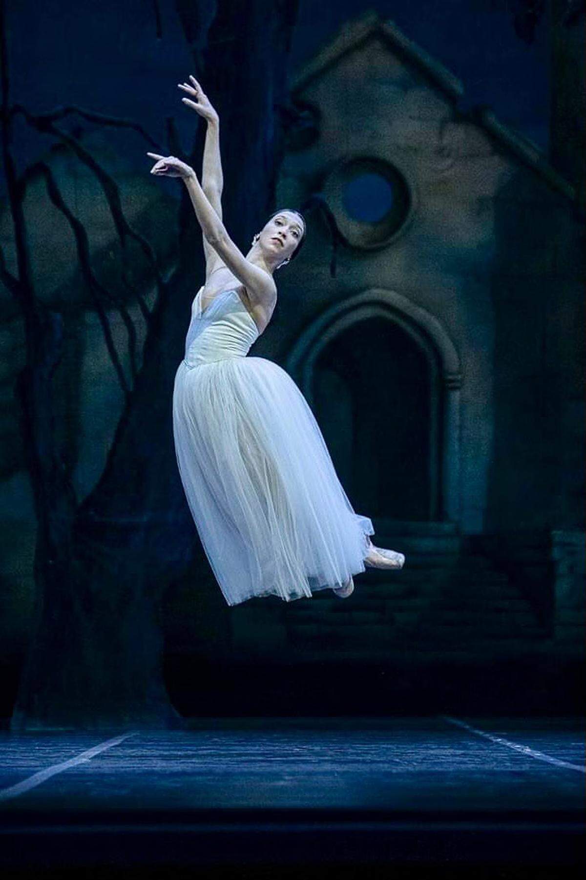 Macarena Giménez en “Giselle”.
