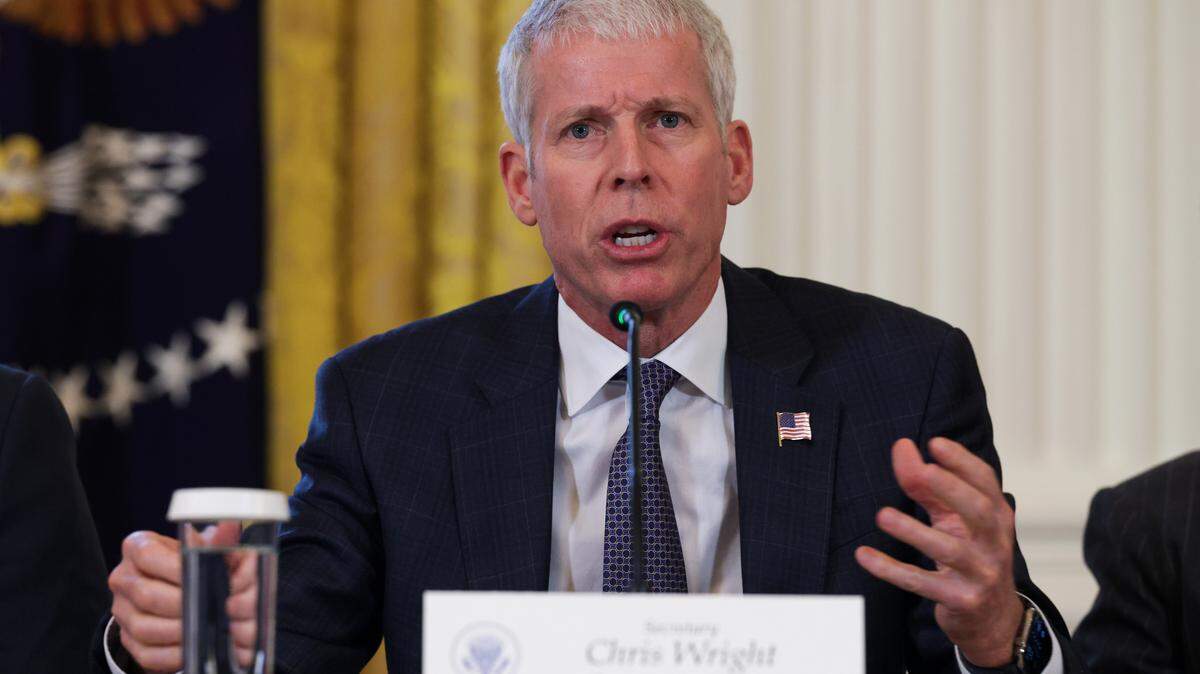 El secretario de Energía de EE. UU., Chris Wright, habla durante una reunión con ejecutivos del sector petrolero y gasífero en el East Room de la Casa Blanca el 9 de enero de 2026 en Washington, DC.