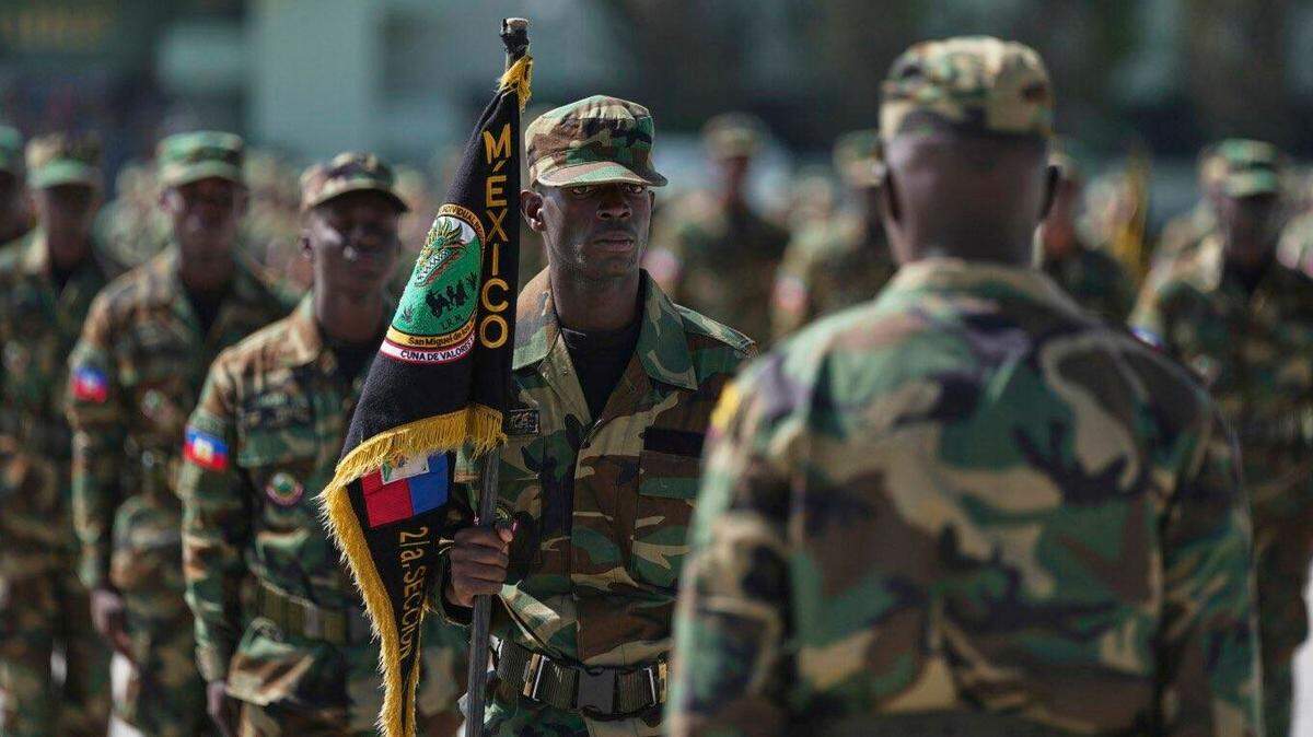 México ha entrenado a más de 900 miembros del ejército de Haití desde 2017 y acaba de convertirse en la primera nación fuera de Canadá y Estados Unidos en hacer una contribución financiera a un fondo de Naciones Unidas para la misión Multinacional de Apoyo a la Seguridad liderada por Kenia.