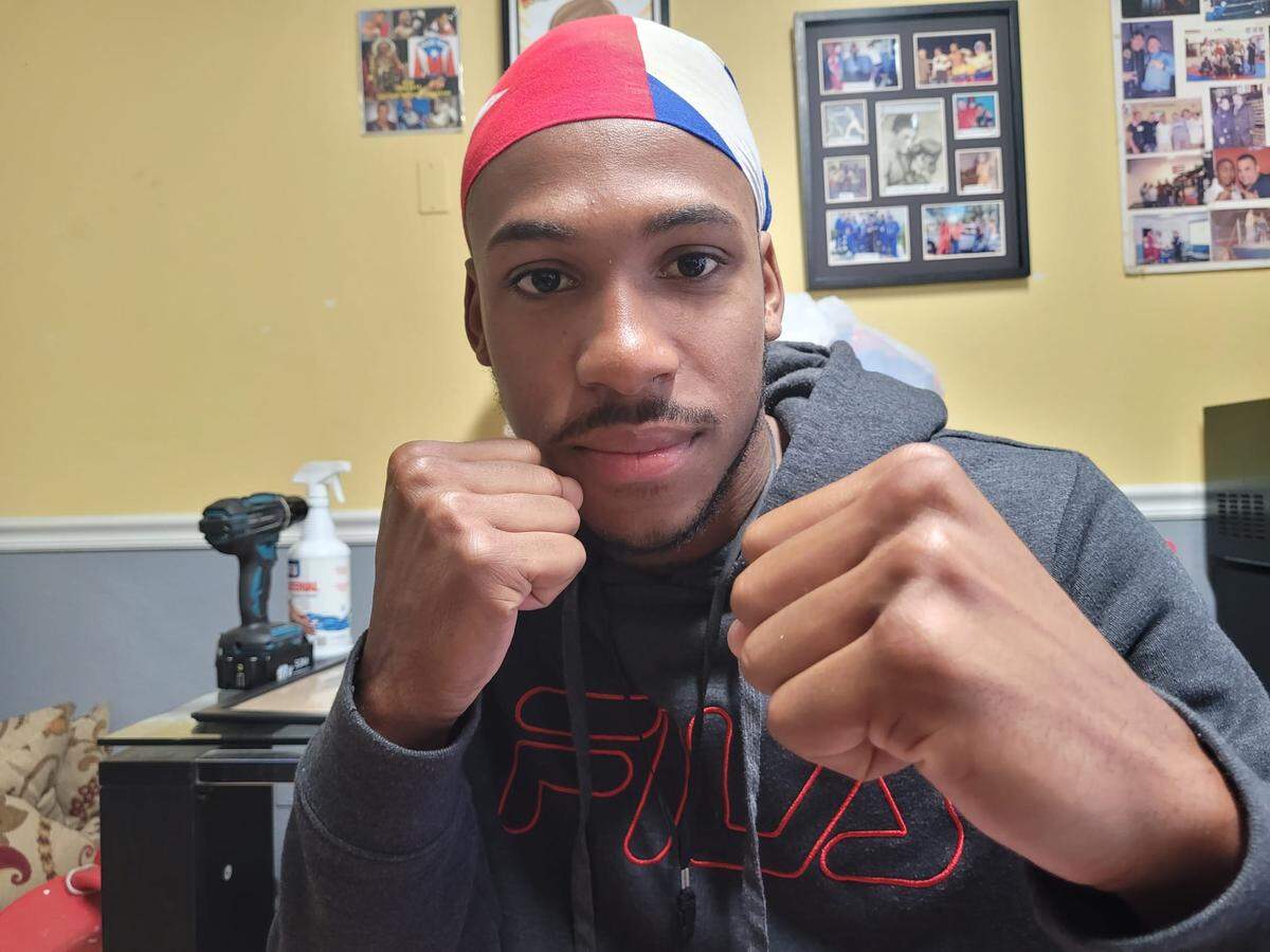 Dayán Castro Depestre está en una división complicada, pero él no tiene miedo del futuro. El boxeador cubano, quien llegara a Miami recientemente con un grupo de compatriotas, se prepara a marchas forzadas para su debut el 25 de marzo.