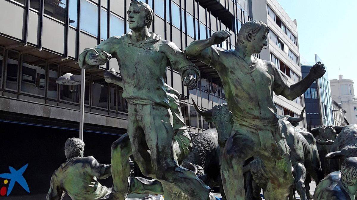 Monumento a los Sanfermines en Pamplona, Navarra.