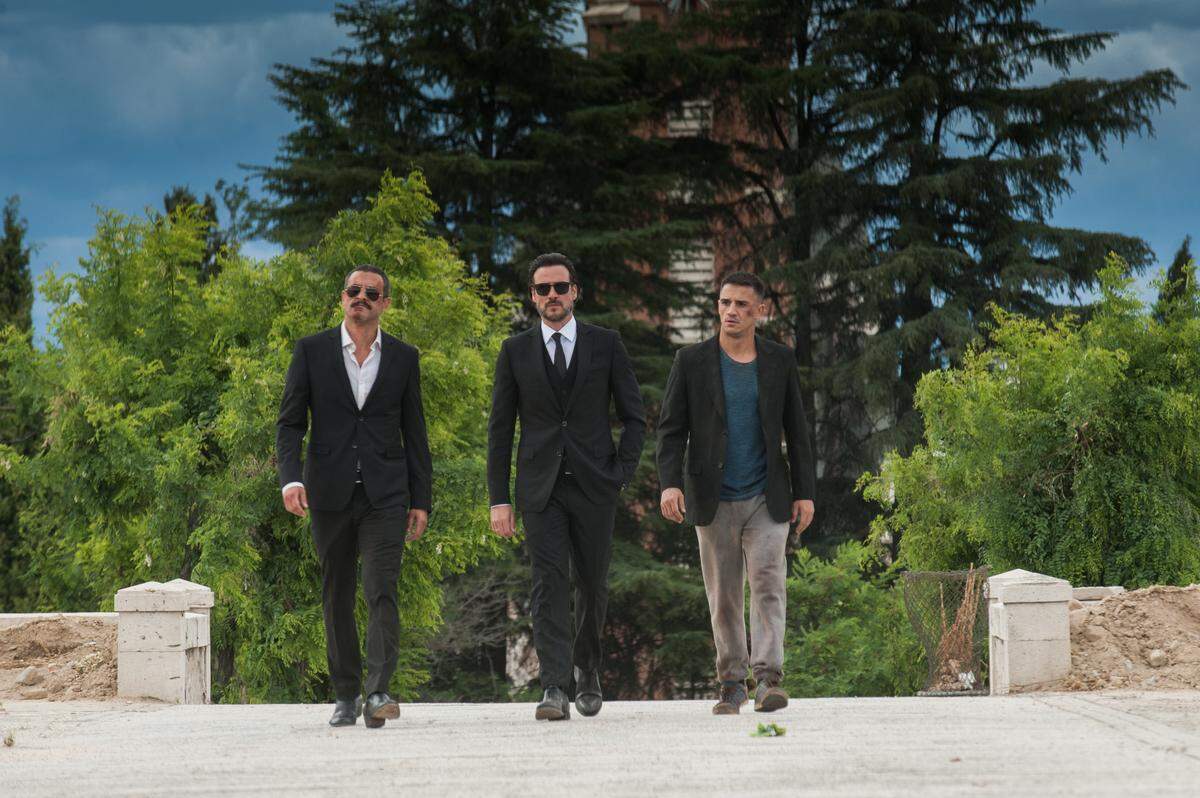 En la clausura del festival se proyectarán dos capítulos de la serie española ‘Gigantes’, con (desde la izq) Isak Férriz, Daniel Grao y Juan Carlos Librado.