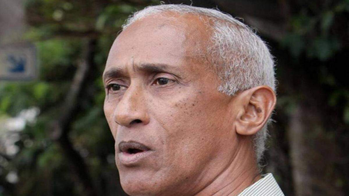 El disidente Hildebrando Chaviano, quien fue electo como candidato a delegado a la asamblea municipal del poder popular en Cuba. Ernesto Mastrascusa-EFE
