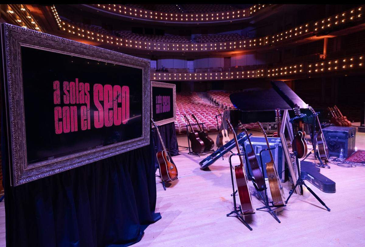 Ricardo Arjona lanzó en Miami su nuevo disco, “Seco”, en el Adrienne Arsht Center.