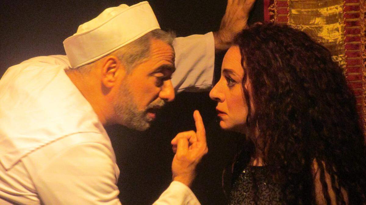 Raúl Durán e Ysmercy  Salomón en una emotiva escena.