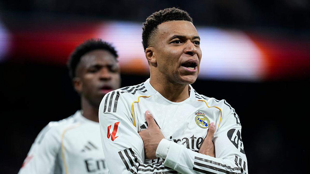 Kylian Mbappé con un doblete y Vinícius Jr. con un gol e implicado en otros tres tantos, fueron los líderes del Real Madrid en la victoria 6-1 ante el Mónaco, el martes en la Liga de Campeones.