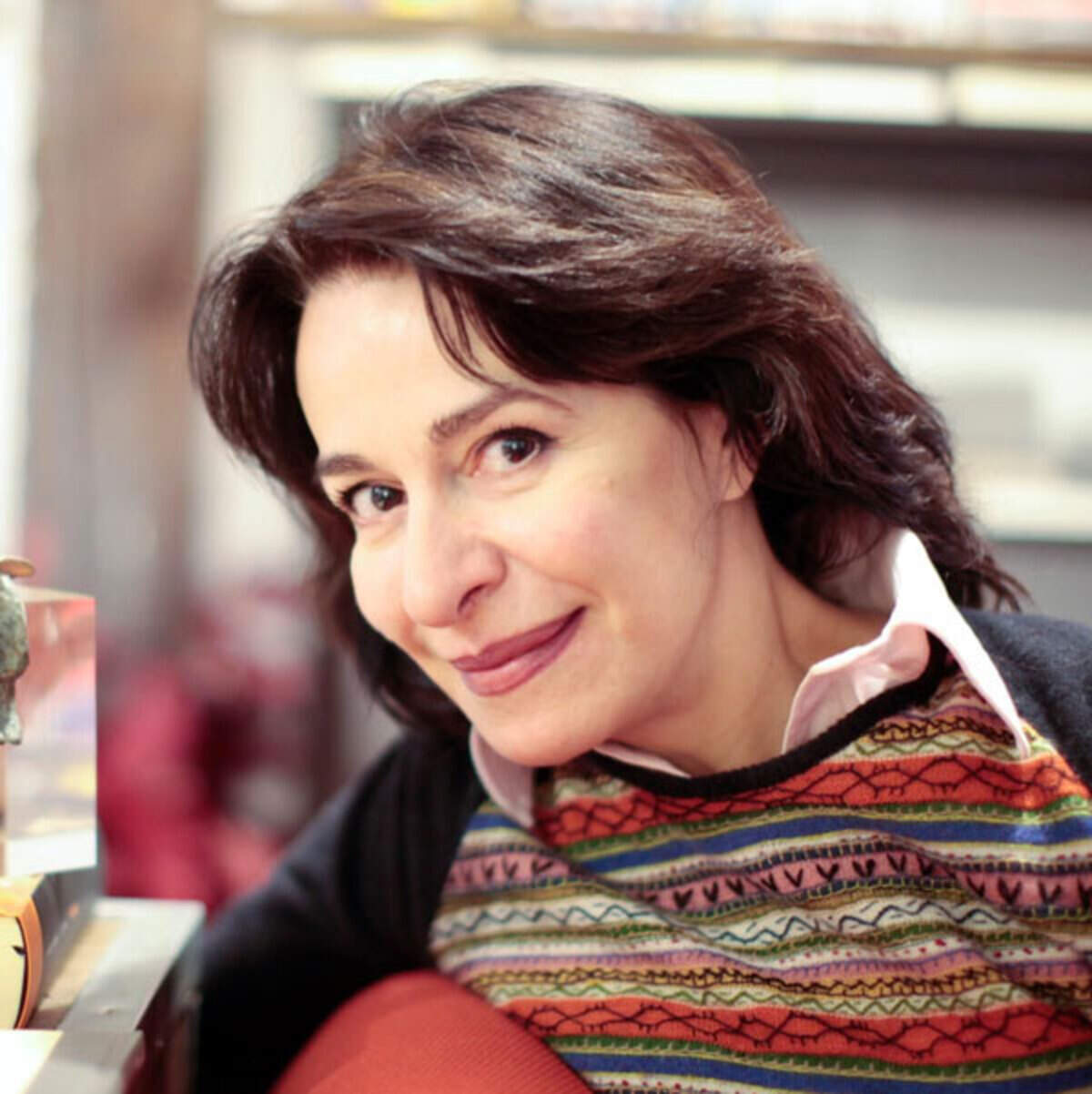 La Feria del Libro de Miami presenta: 15 minutos de lectura con Verónica Murguía.