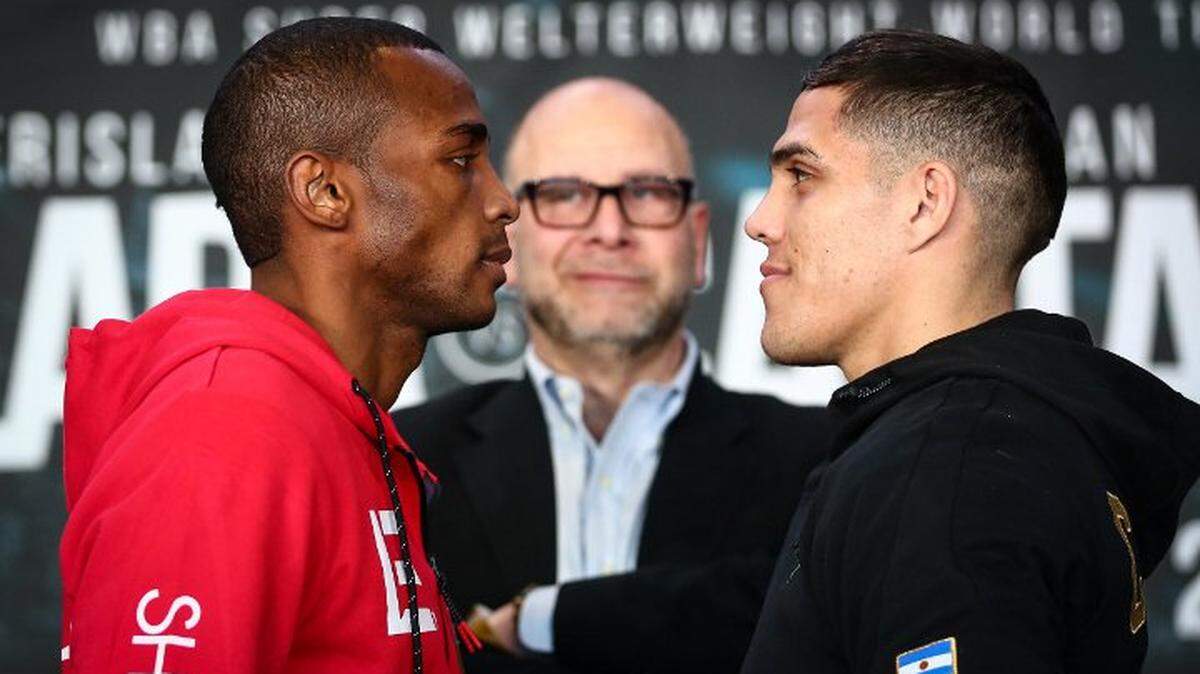 Brian Castaño y el cubano Erislandy Lara (i) en el cara a cara del jueves en el Barclays Center.