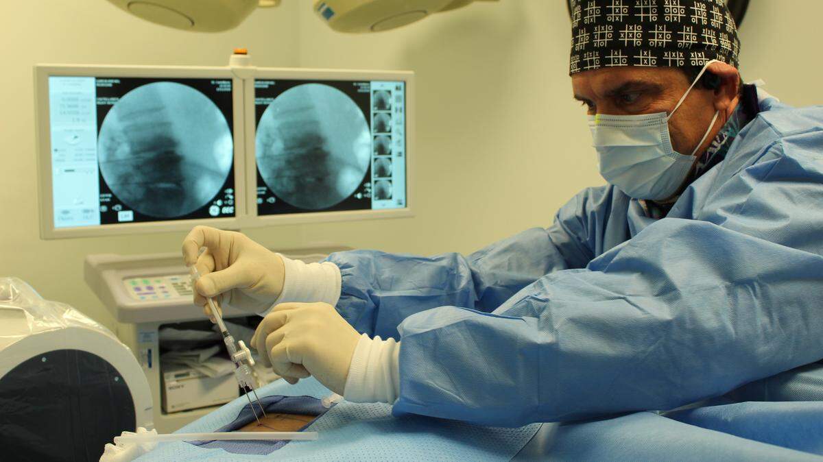 Todos nuestros pacientes -ya sean técnicos, ingenieros, jubilados, amas de casa, doctores, enfermeras, banqueros y ex deportistas- tienen algo en común: solucionar su problema sin sufrir efectos colaterales ni complicaciones.