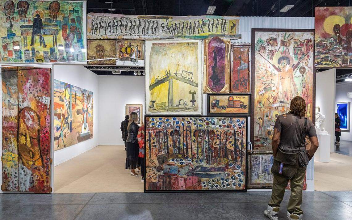 Miami Art Week regresa con galerías, museos y ferias de arte en todo el Gran Miami y Miami Beach.