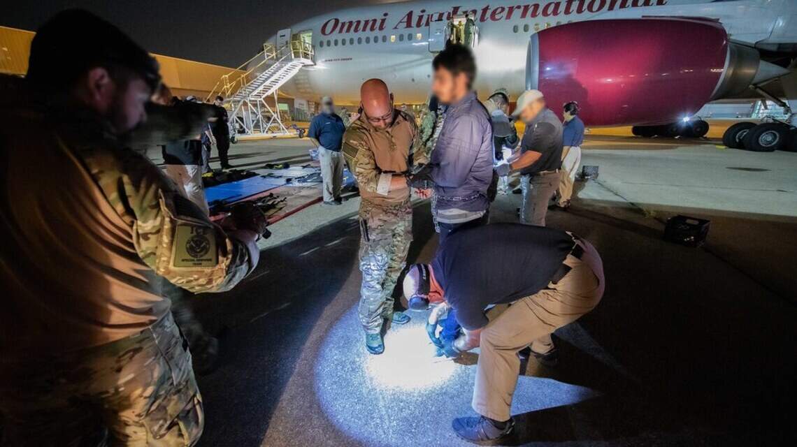 ¿Cuántos inmigrantes deportó EEUU en 2024? Las cifras de ICE son impactantes