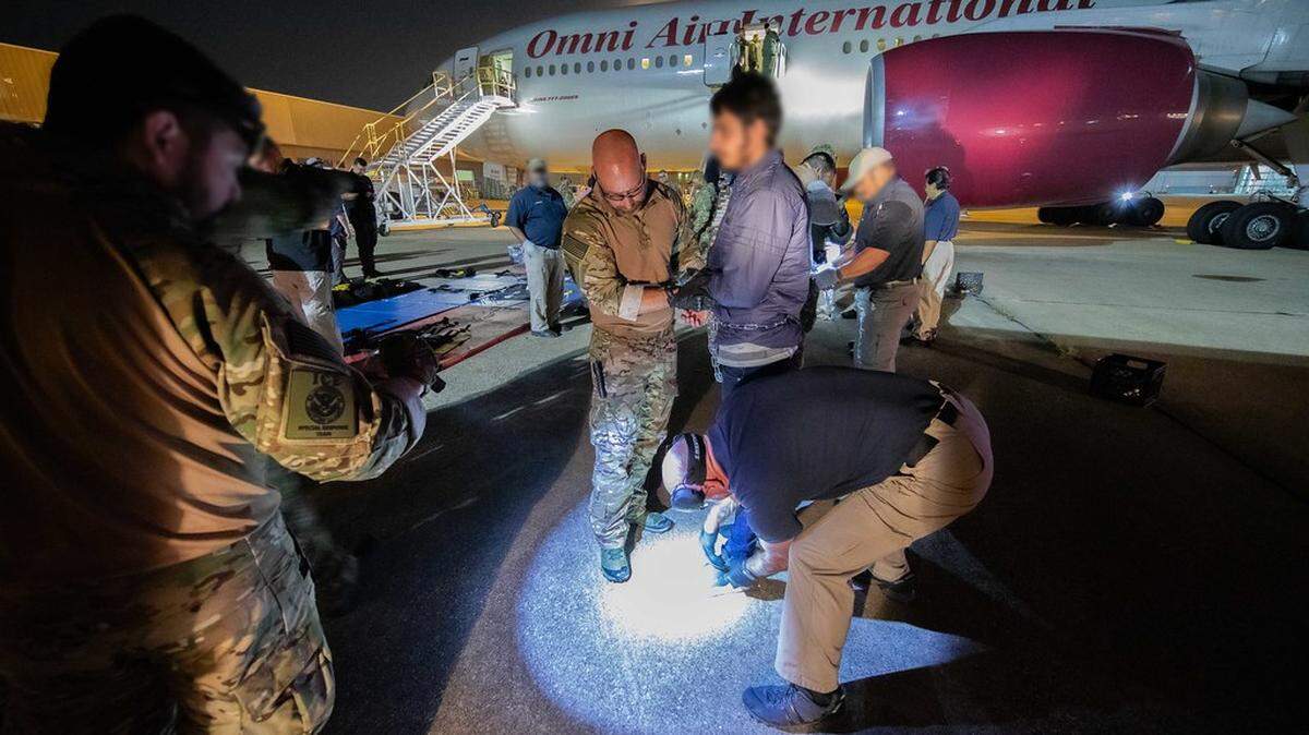 En los últimos meses, la administración de Biden ha incrementado las deportaciones de inmigrantes de EEUU. Sin embargo, Trump promete alcanzar niveles históricos.