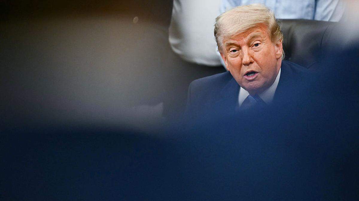 La popularidad del presidente Donald Trump se ha desplomado, según la reciente encuesta del New York Times y Sienna College. En la foto, Trump durante una conferencia de prensa en el Despacho Oval de la Casa Blanca, el jueves 21 de mayo de 2026, en Washington, DC.
