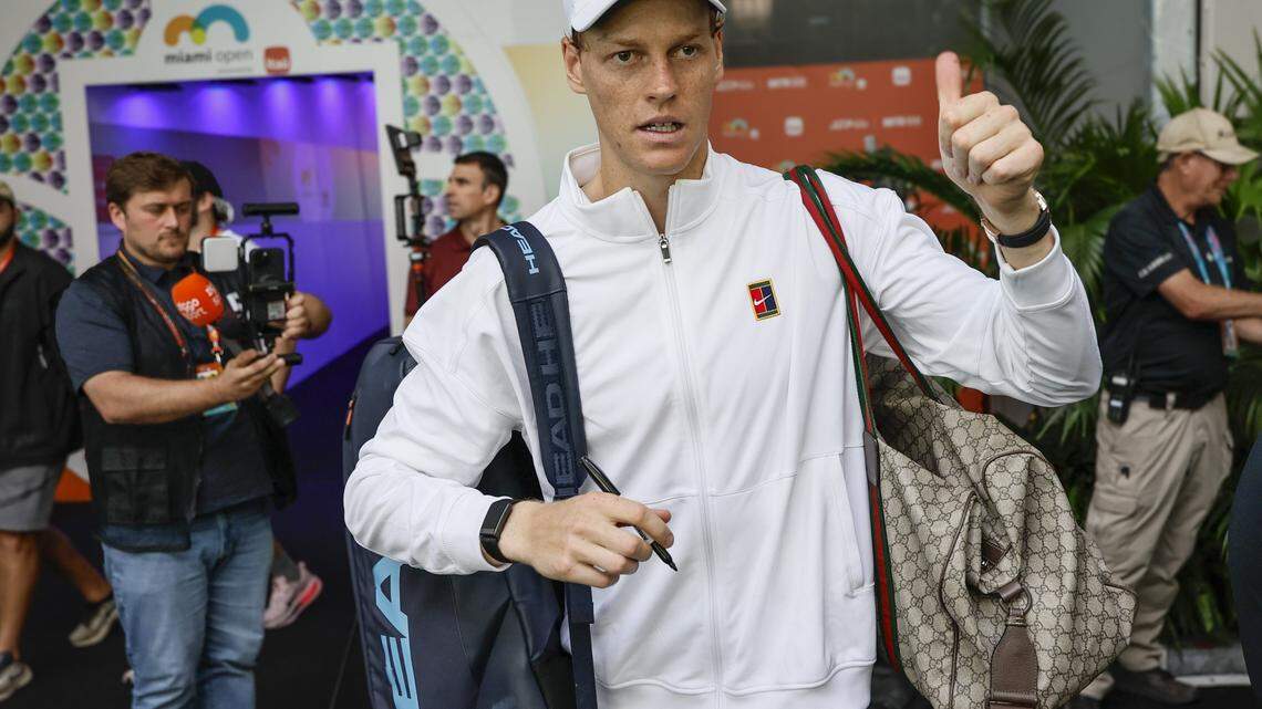 Miami Open 2026: Jannik Sinner iguala un récord de Novak Djokovic y varios hispanos salen victoriosos