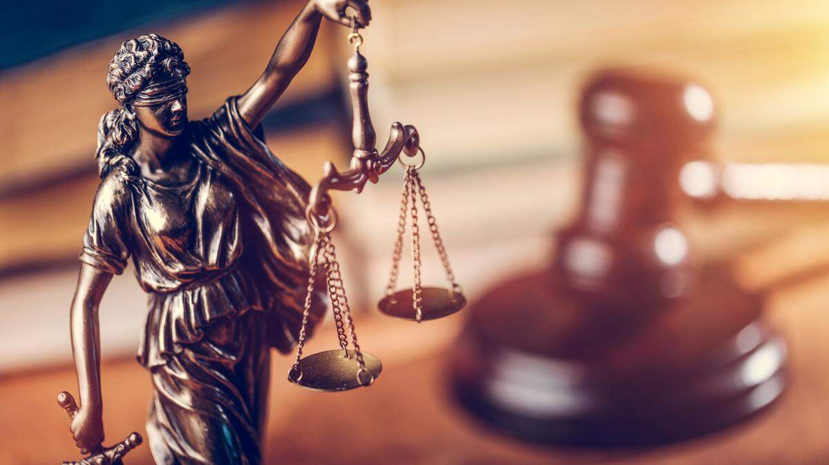 Former Miami cop admits to milking a COVID-19 relief program out of more than $40,000