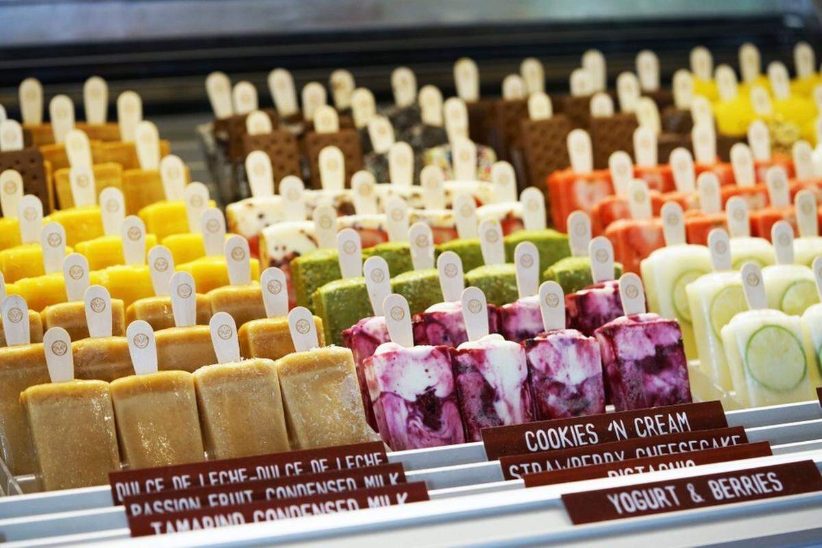 Morelia Gourmet Paletas ofrece paletas mexicanas artesanales, con certificación kosher.