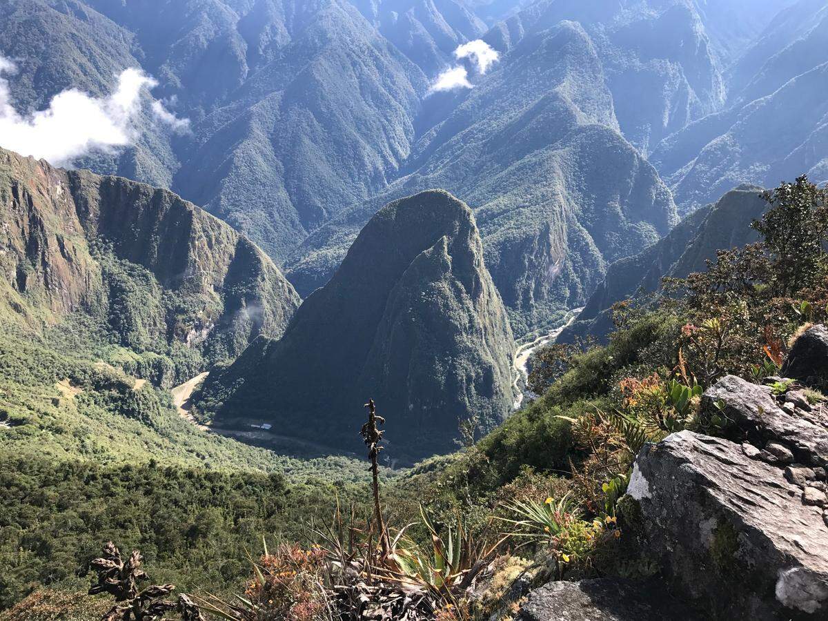 Vista del río Urubamba, desde la montaña de Machu Picchu.