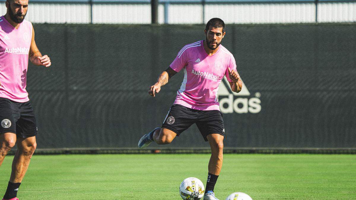 El volante del Inter Miami Alejandro Pozuelo se prepara para enfrentar este viernes a su exequipo.