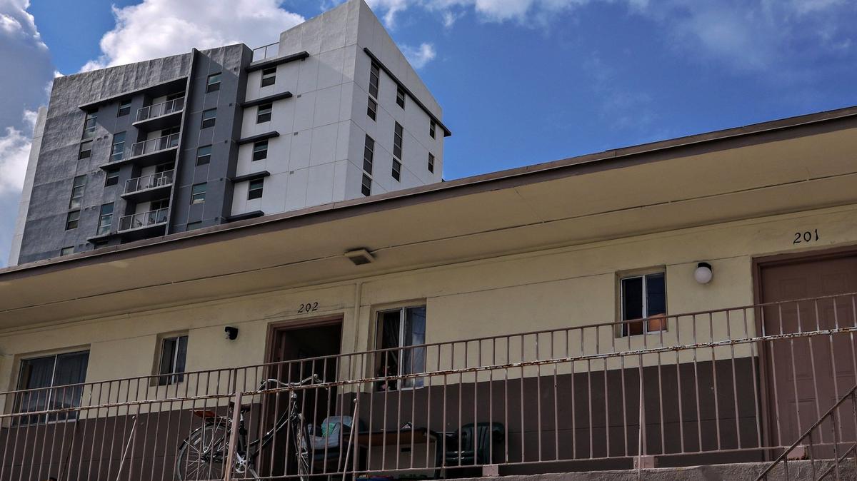 Residentes de la ciudad de Miami que han perdido el trabajo y tienen menos ingresos por el COVID-19 pueden solicitar ayuda de la ciudad de Miami para pagar la renta y los servicios públicos como agua, luz, gas a partir del 29 de marzo y hasta el 30 de abril.