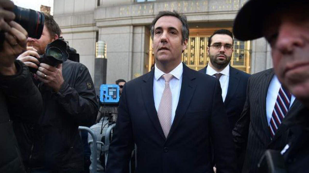 El abogado personal del presidente estadounidense Donald Trump, Michael Cohen sale del juzgado de Nueva York el 26 de abril de 2018.