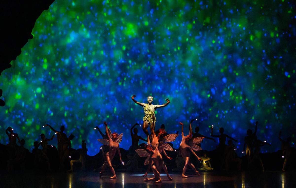 Rui Cruz (Puck) en “Un sueño de una noche de verano” de George Balanchine.