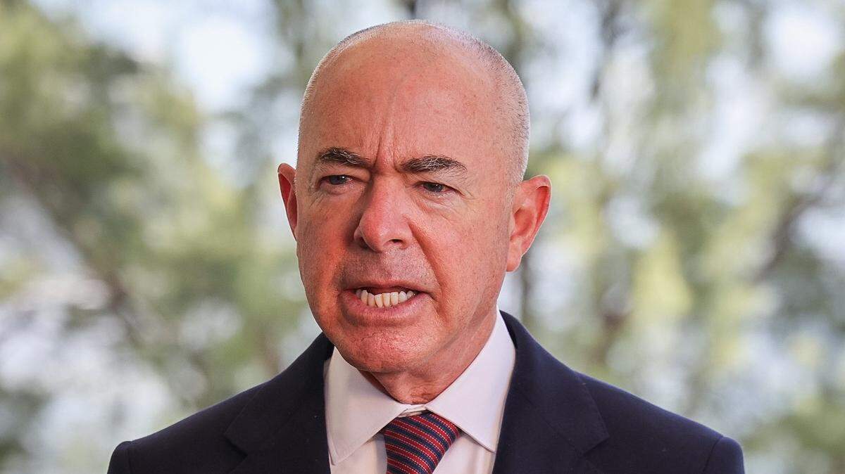Imagen de archivo del secretario de Seguridad Nacional, Alejandro Mayorkas, el 19 de agosto de 2021 en la Casa Blanca.