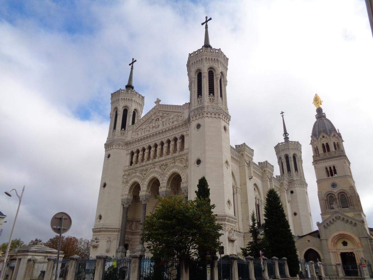 Nuestra Señora de Fourvieres.